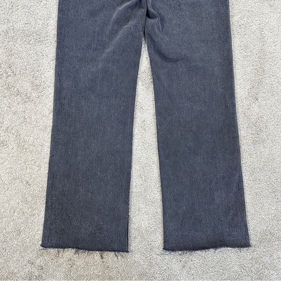 Abercrombie & Fitch Women’s The Baggy Low Rise Jeans Raw Hem in Black 25/0R - Picture 8 of 16